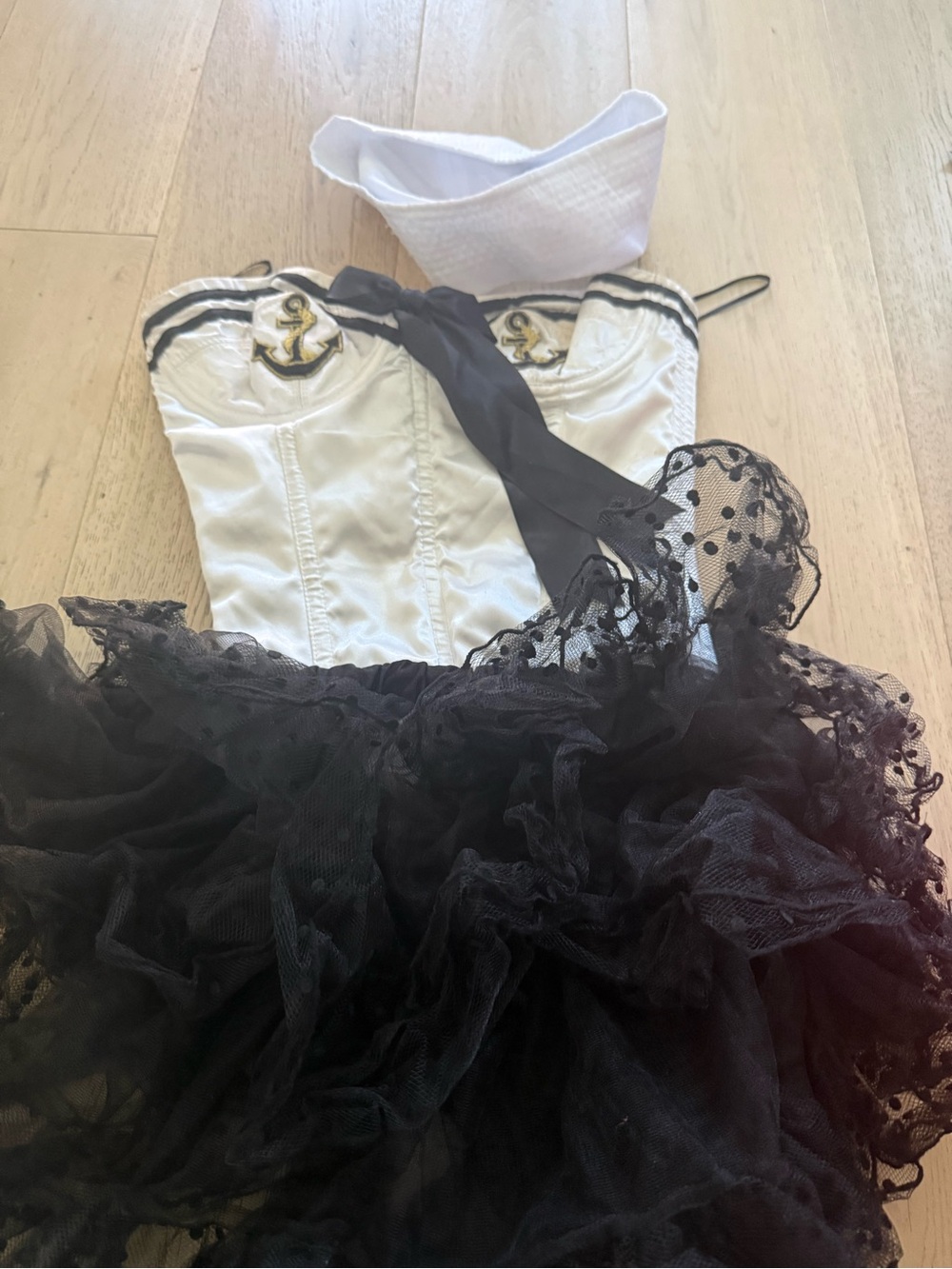 Sailor-Themed women’s  Costume Dress with Black Tulle Skirt xs